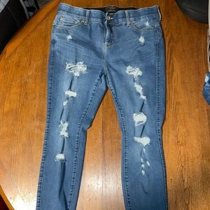 TORRID Bombshell Skinny Jeans. Size 16S. Used but like new.